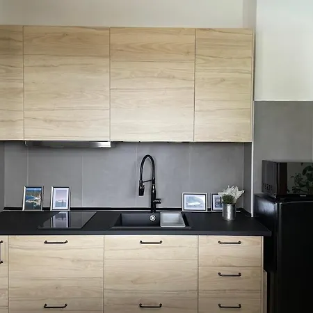 Bella Vista Apartment *