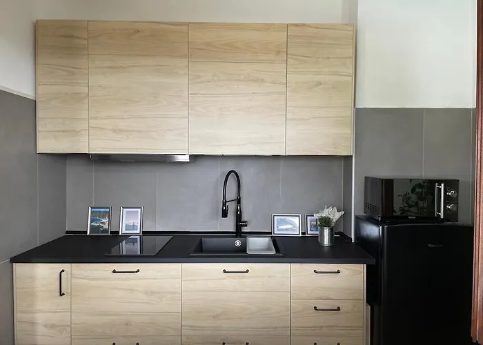 Bella Vista Apartment *